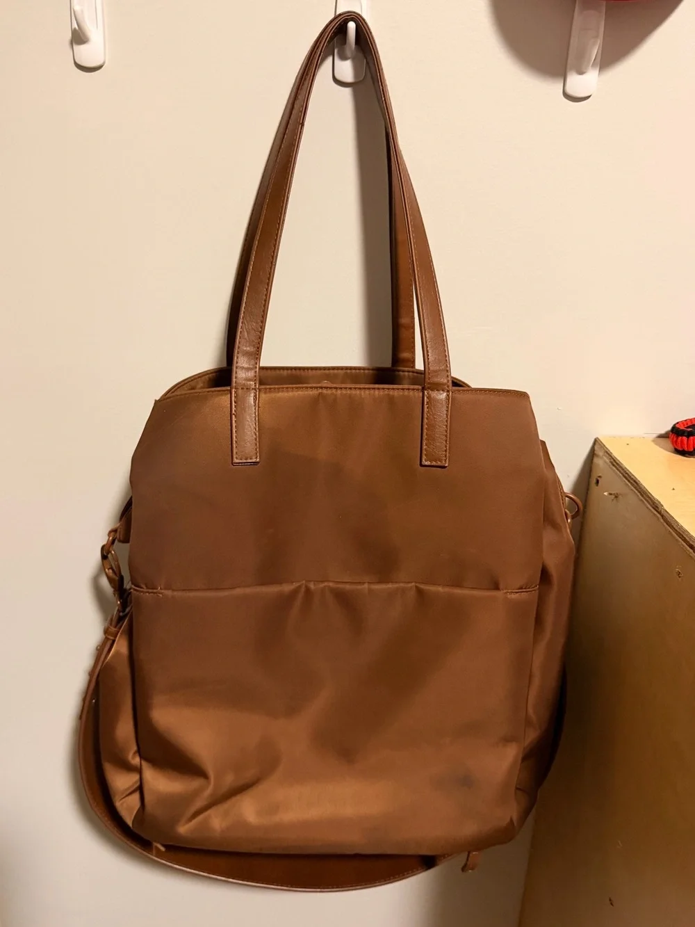 BÉIS The Commuter Tote in Maple Brown